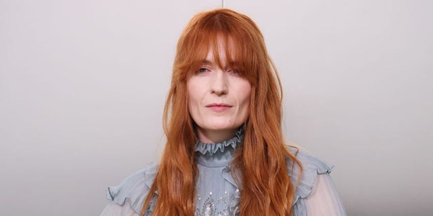 singer florence welch cancels concert for emergency life saving surgery