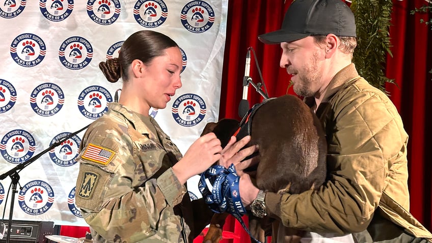 lt schnurr reunited with dog