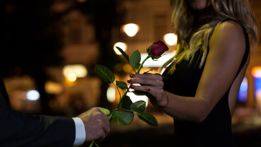 single man f king traumatized after girl brings two surprise guests to first date our time here is done