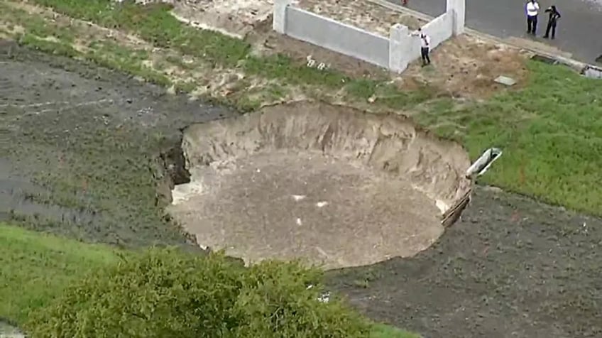 sinkhole 50 feet wide forms in same florida area as 75 foot sinkhole months earlier