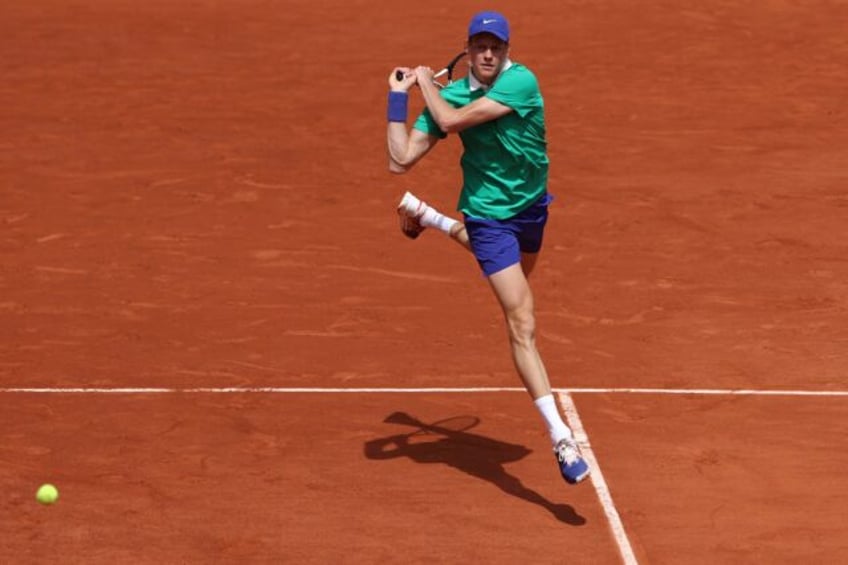 Jannik Sinner swatted aside Richard Gasquet in straight sets