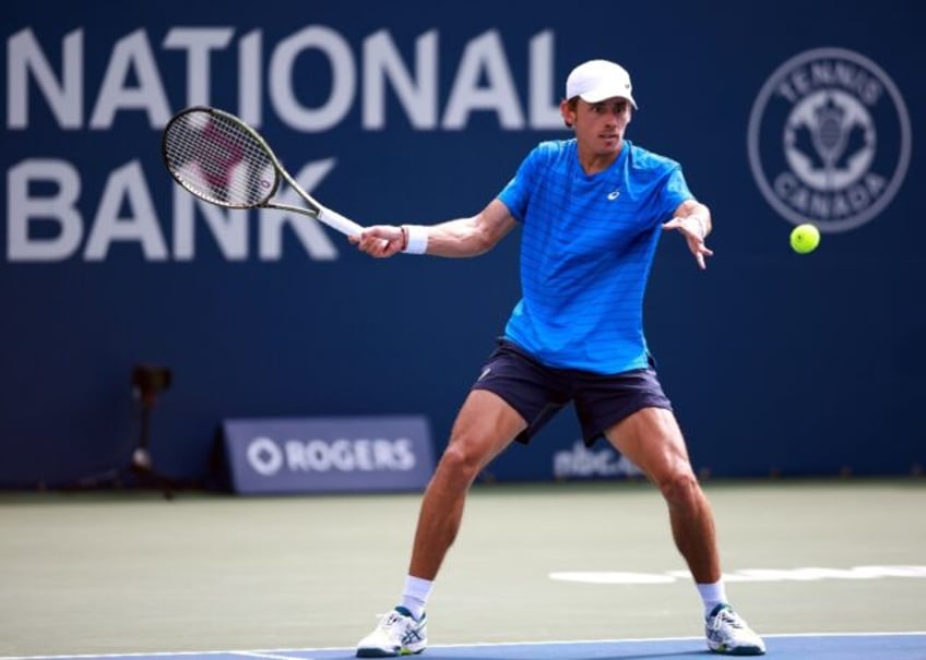 sinner to face de minaur for toronto title