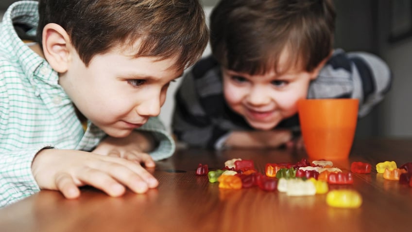 six children hospitalized in florida after eating cannabis gummies at after school program