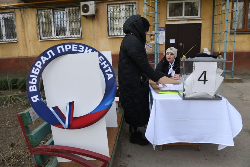 six more years for putin three day russian presidential election polling opens
