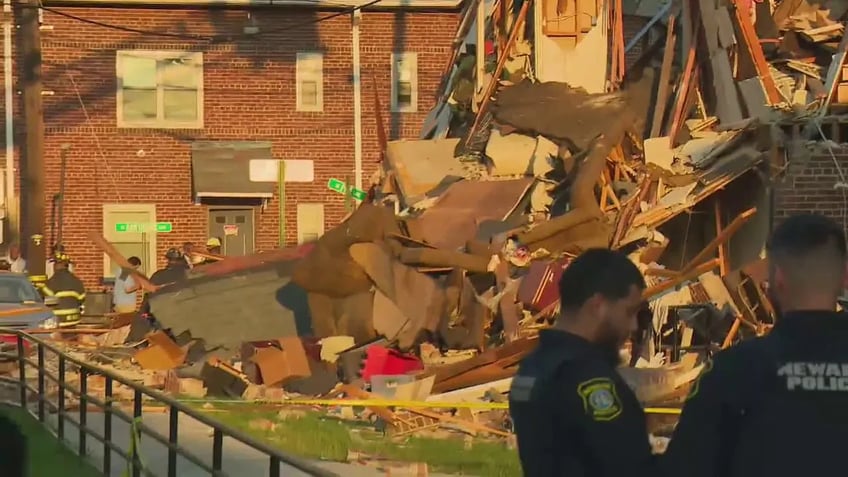 six people injured after building collapses in new jersey