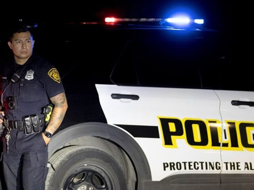 San Antonio Police Officer at crime scene (File Photo by Nick Wagner/Xinhua via Getty Imag