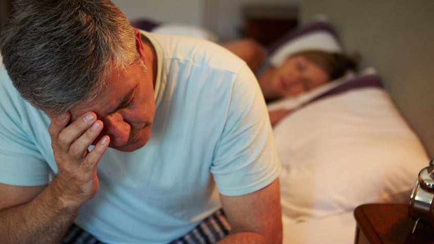 sleep problems worsen during the winter us adults say in new survey