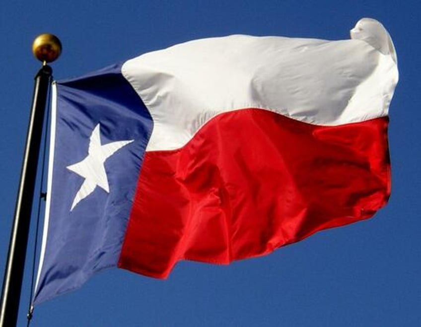 soft secession insurrection or the real return of federalism in texas