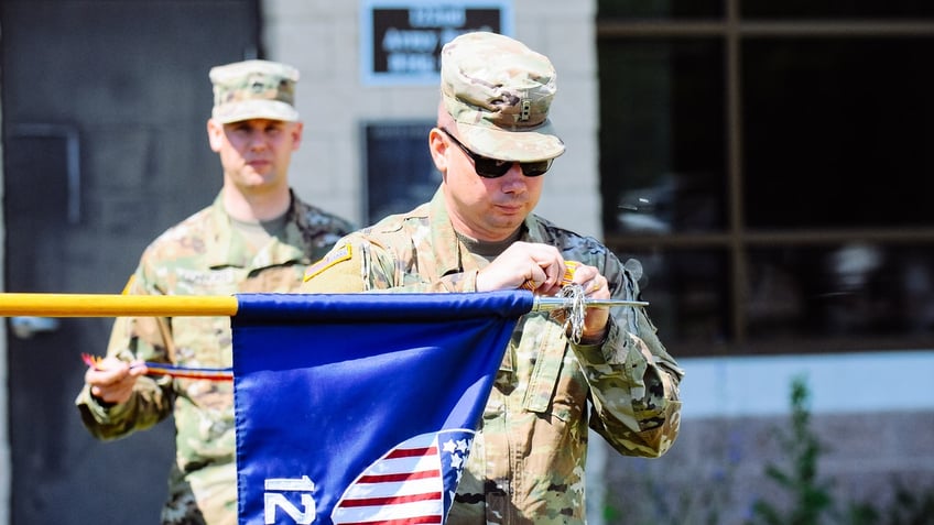 some national guard units havent followed order to ditch confederate items report