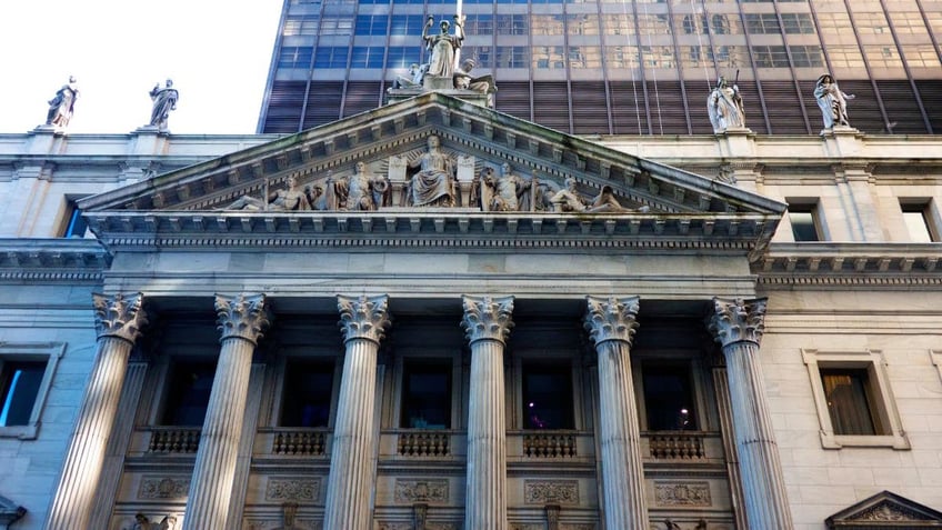 New York Supreme Court building, Madison Avenue, New York City. 