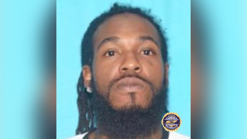 son of tennessee police chief wanted for shooting 2 cops charged with attempted murder statewide alert issued