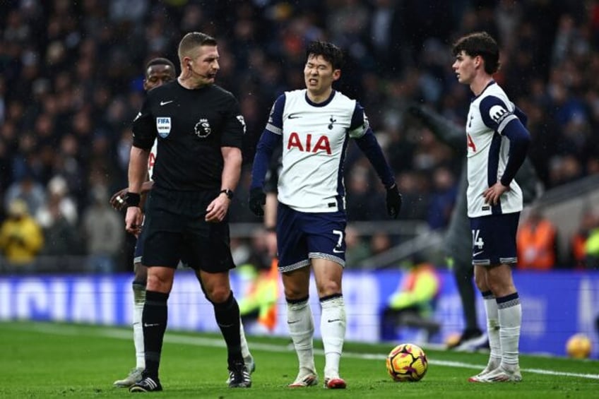 Tottenham forward Son Heung-min (C)