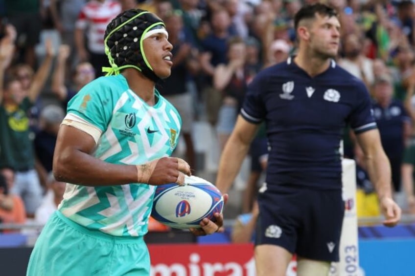 south africa start rugby world cup defence with scotland victory