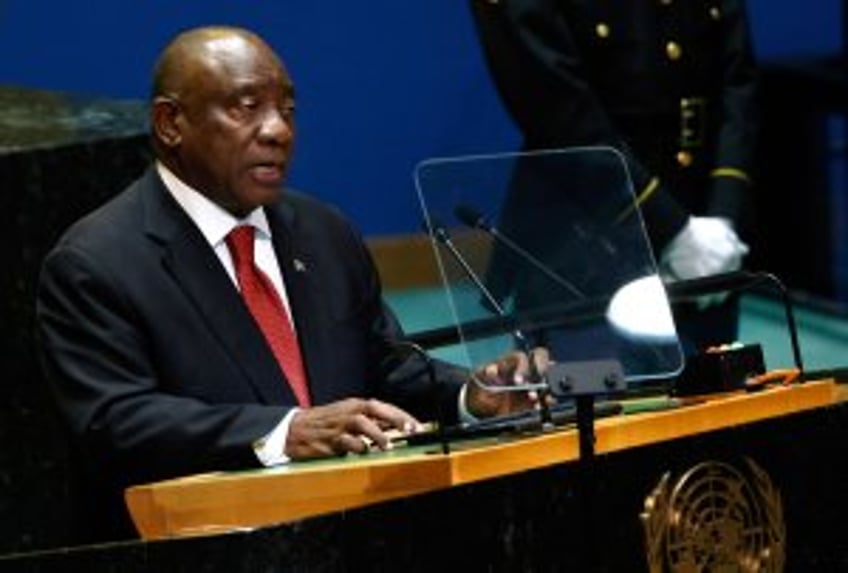 South Africa's president to 'reset strategic relations' with Trump at White House meeting