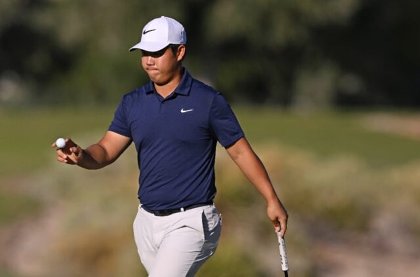 south koreas kim wins second pga vegas title in a row