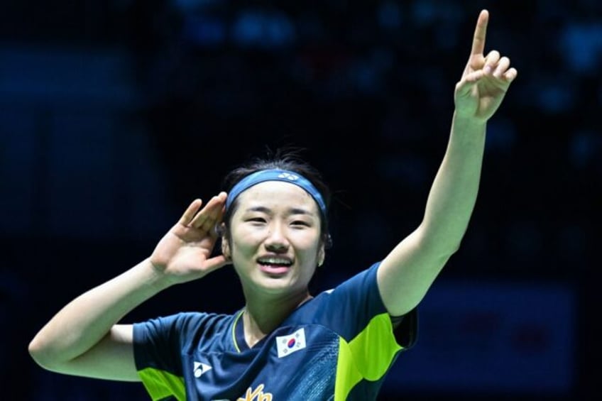 An Se-young celebrates after winning against Japan's Akane Yamaguchi