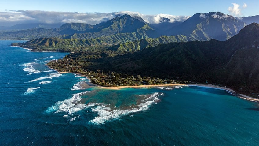 The Makua Reef, Tunnels Beach and the Haena Beach Park