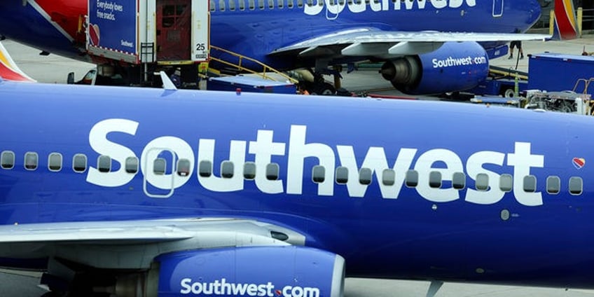 southwest airlines sued for allegedly accusing white mom of trafficking biracial daughter blatant racism