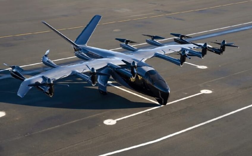 Archer's vertical takeoff and landing aircraft, called Midnight, is designed to make conse