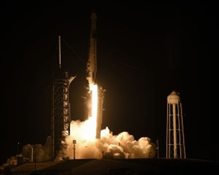 SpaceX to launch 22 satellites Friday night after delay