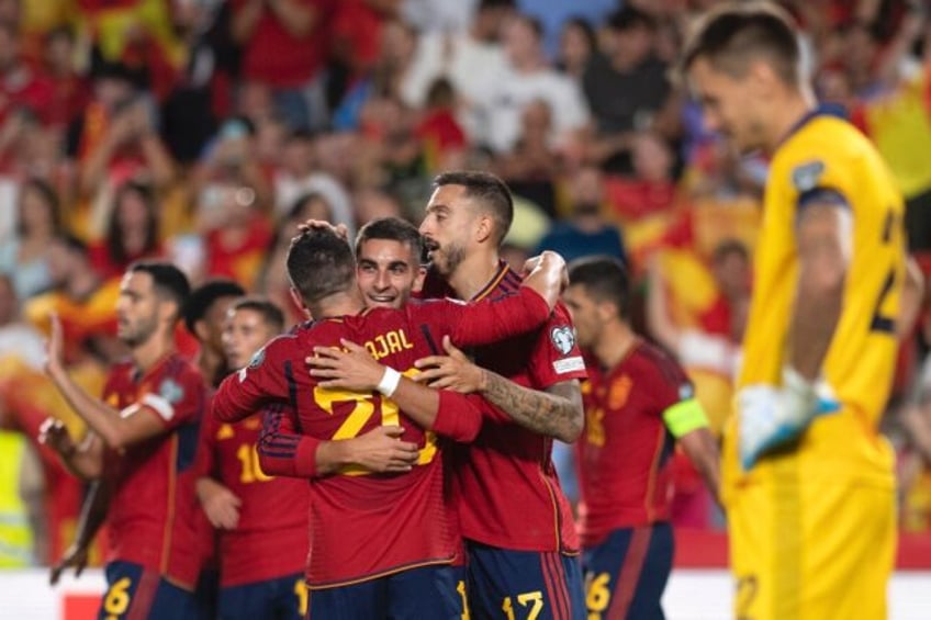 spain can test de la fuente project against scotland