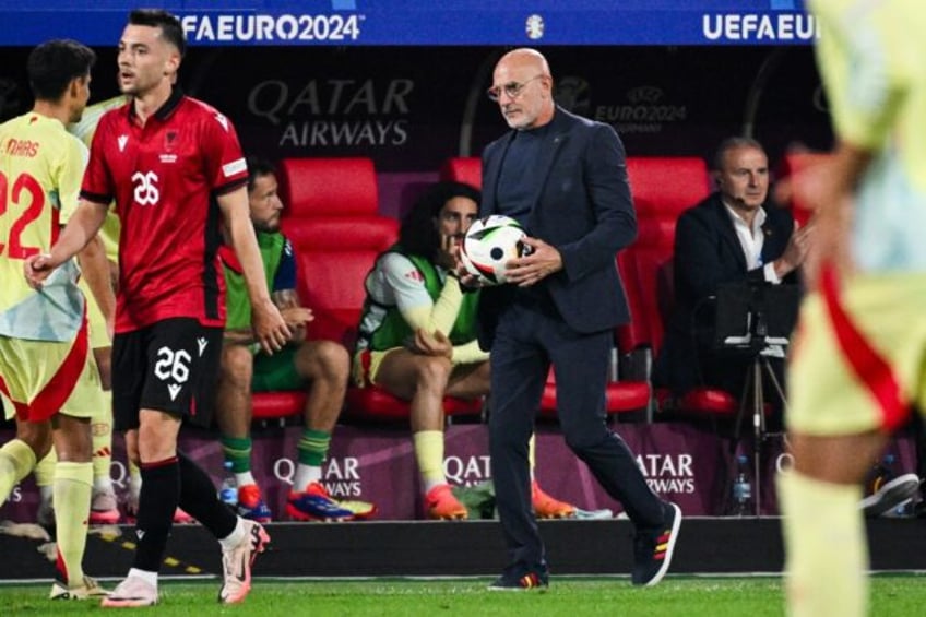 Spain coach Luis de la Fuente saw his side complete the Euro 2024 group stage with a perfe