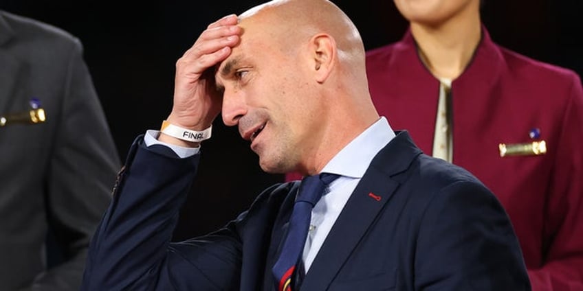 spains luis rubiales faces federal inquiry over womens world cup kiss