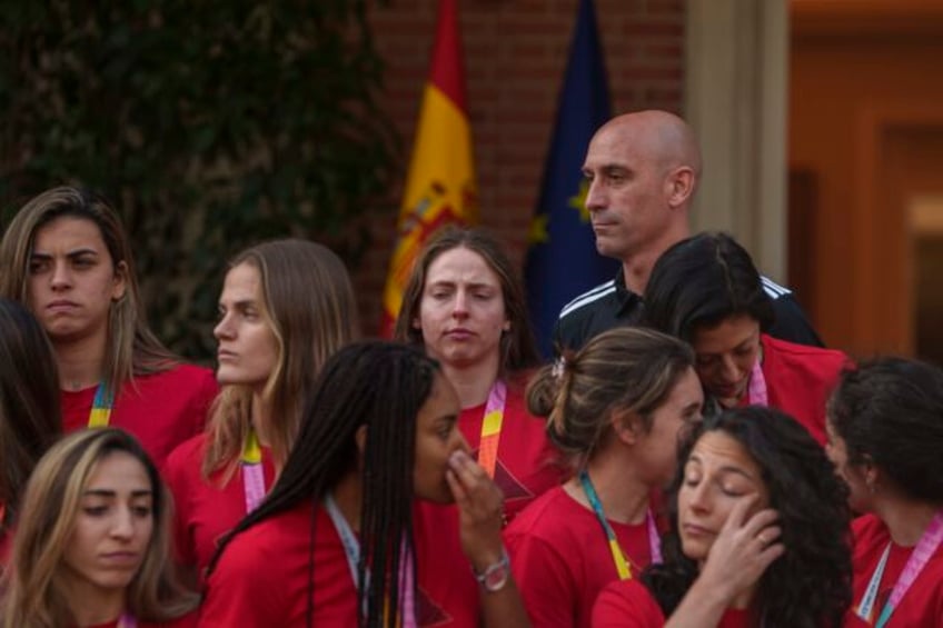 spains womens world cup winners maintain boycott of team hours before new coach picks first squad