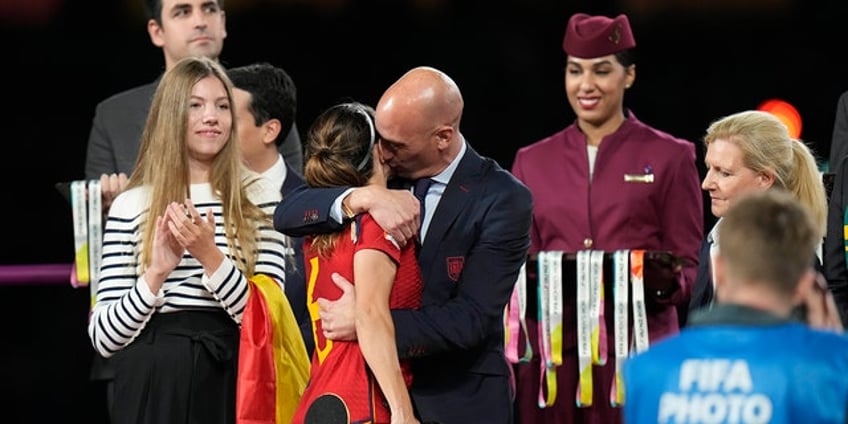 spanish fa president luis rubiales learns fate after kissing womens world cup champion jenni hermoso