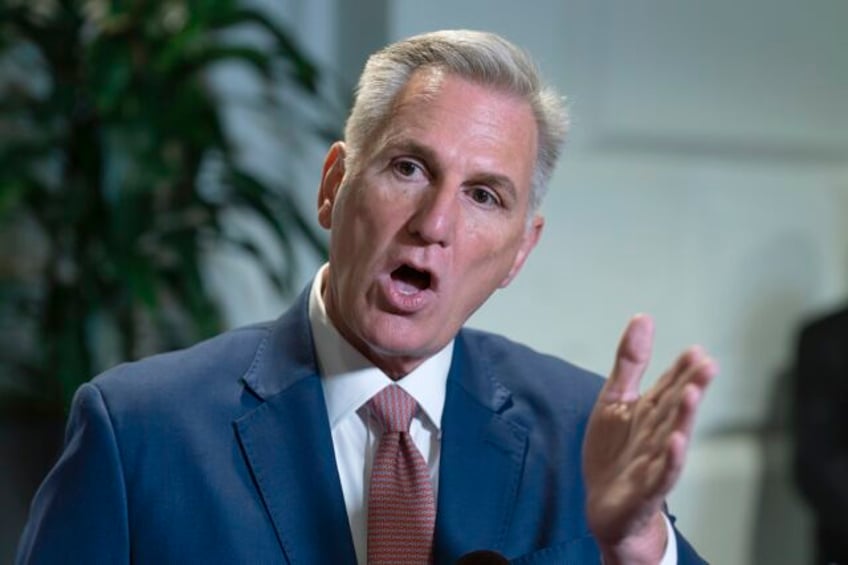 speaker mccarthy running out of options to stop a shutdown as conservatives balk at new plan