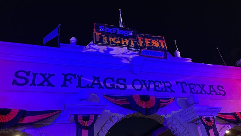 Six Flags Texas Fright Fest