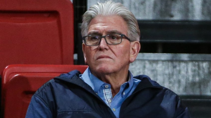 Mike Francesa watches St. John's