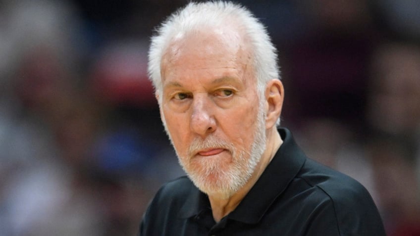 Gregg Popovich vs Cleveland