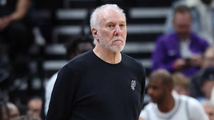 Gregg Popovich on the sideline