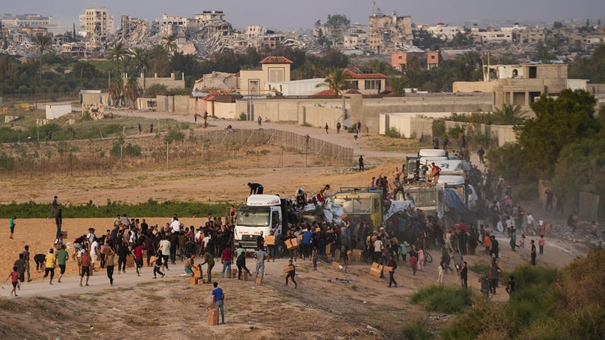 Gaza aid truck delivery