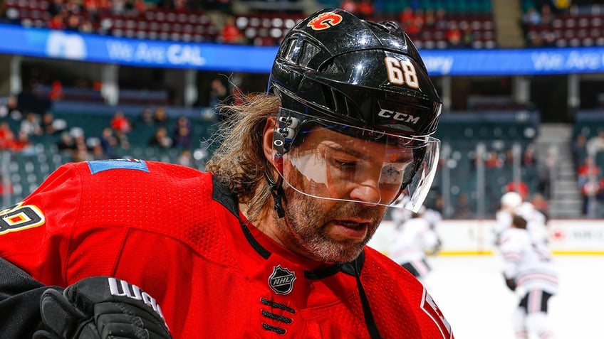 stanley cup champ jaromir jagr hints at return to pro hockey at age 51 anticipation before the start