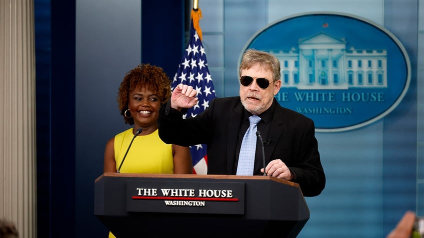 Mark Hamill at White House press briefing