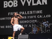 State Dept. to Revoke Visa of British Rock Duo Bob Vylan After ‘Death to IDF,’ ‘Free Palestine’ Glastonbury Chants