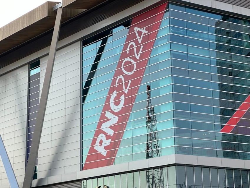state flags decorations make america great once again sign outside rnc convention