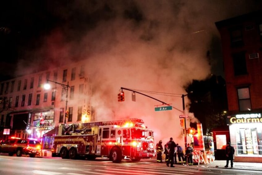 Plumes of steam escaping the centralized heating and hot water system that runs under the streets of the Big Apple are not uncommon