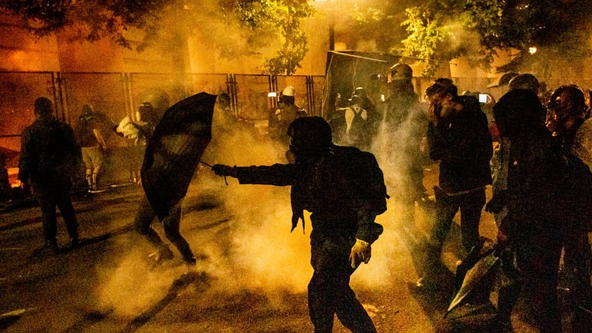 Portland riot in 2020