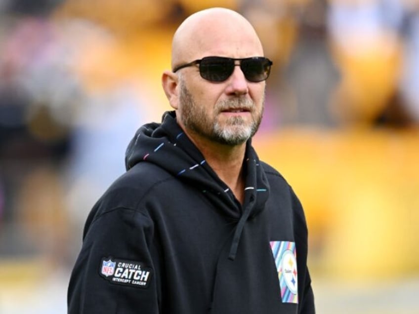 steelers fire offensive coordinator matt canada after woeful offensive performance against browns