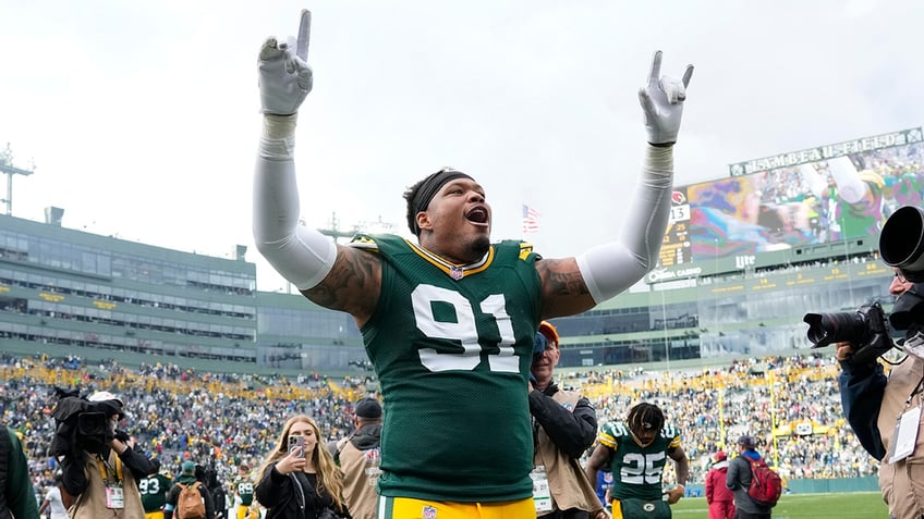 Preston Smith celebrates