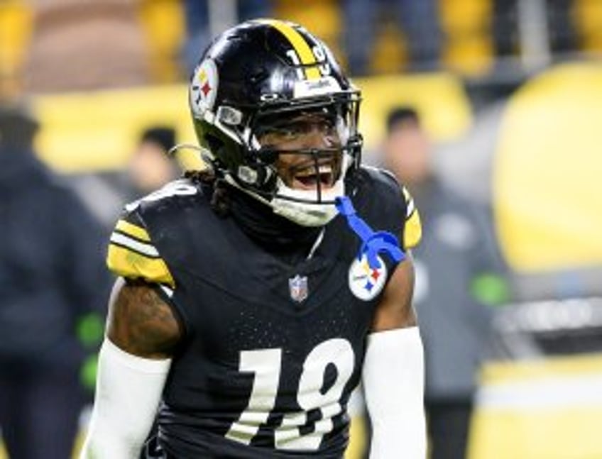 Steelers to trade WR Diontae Johnson to Panthers