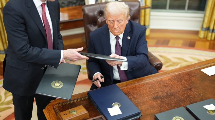 Washington , DC - January 20: President Donald Trump signs a series of executive orders at the White House on January 20, 2025, in Washington, DC. (Photo by Jabin Botsford /The Washington Post via Getty Images)