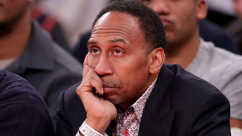 Stephen A Smith watches Knicks