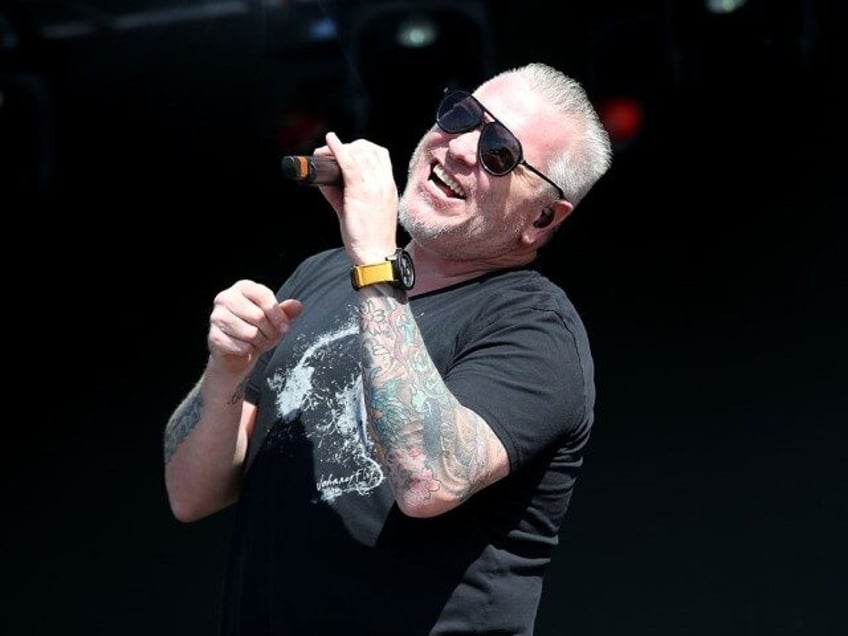 steve harwell former singer of smash mouth enters hospice care at age 56