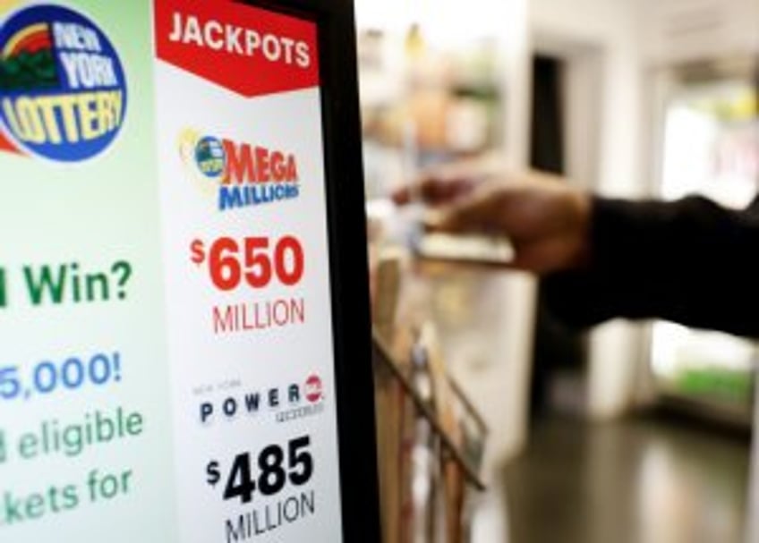 Store clerk picked Maryland man's $50,000 lottery numbers