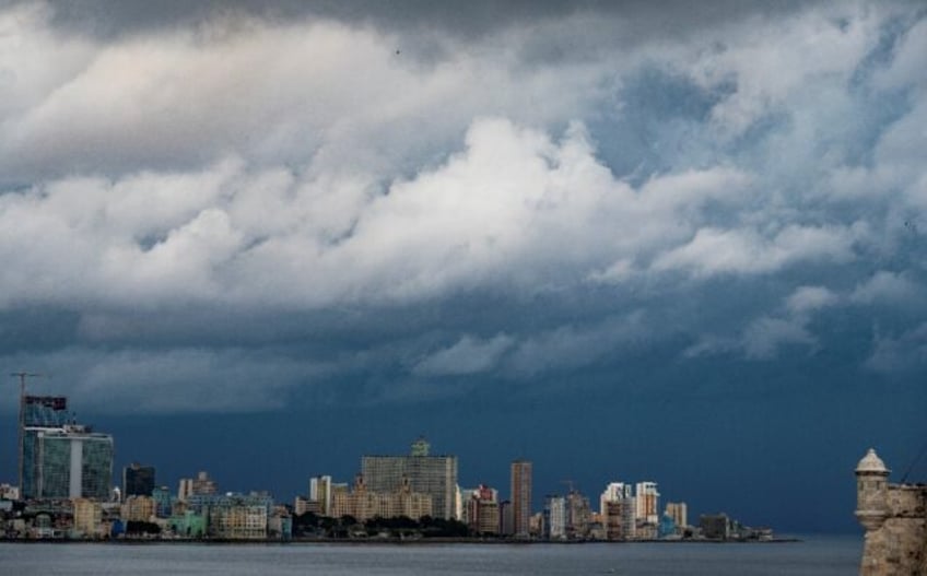 storm idalia strengthens near cuba heads to florida