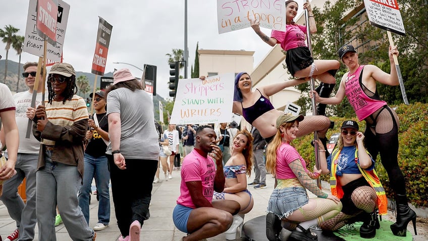 strippers on strike dancers in americas strippiest city lap up major victory in fight against employer